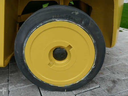 Treibgasstapler 1997  Hyster S 7.00 XL (10)