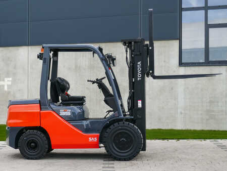 Dieselstapler 2022  Toyota 52-8FDJF35 (5)