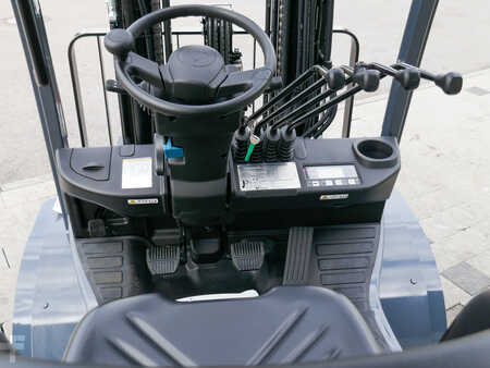 Dieselstapler 2022  Toyota 52-8FDJF35 (6)