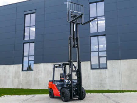 Dieselstapler 2022  Toyota 52-8FDJF35 (8)