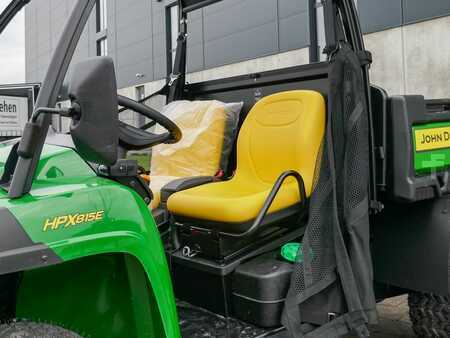Chariot tracteur 2022  John Deere Gator� HPX815E (7)