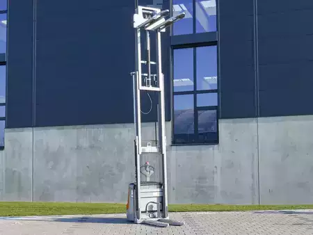 Hochhubwagen 2022  Still EXV 14i (1)