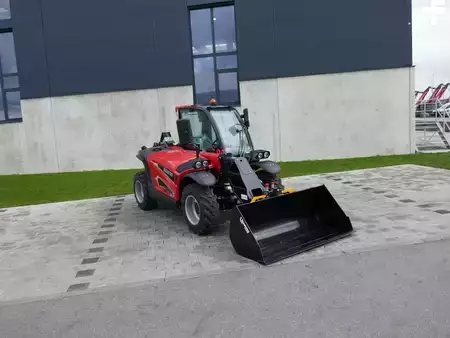 Chariots téléscopiques fixes 2023  Manitou ULM 415H (10)