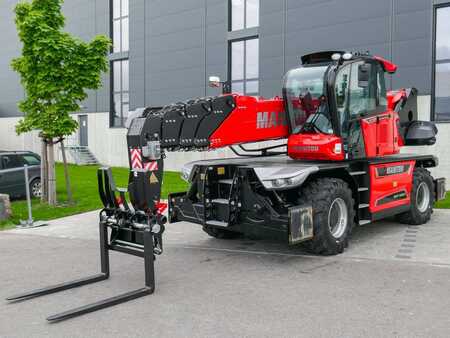 Verreikers fixed 2023  Manitou MRT 3060 360 175Y ST5 S1 (1)