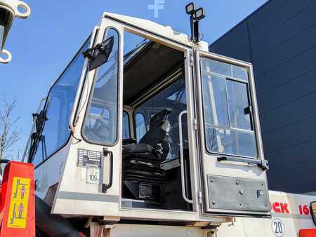 Chariot élévateur diesel 2008  Svetruck 16120 (7)