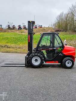 Geländestapler 2024  Manitou MC 30-4 D K ST5 S1 (3)