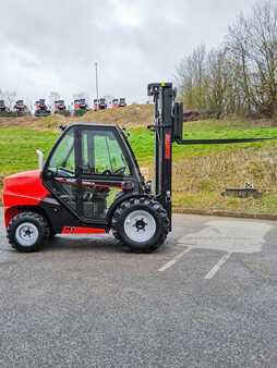 Geländestapler 2024  Manitou MC 30-4 D K ST5 S1 (5)