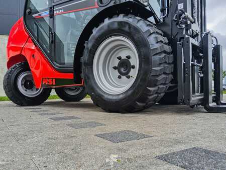 Chariot élévateur tout terrain 2023  Manitou MSI 35 D K ST5 S1 (10)