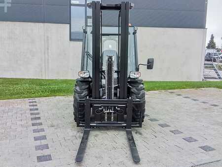 Geländestapler 2024  Manitou MC 30-4 D K ST5 S1 (2)