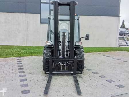 Geländestapler 2024  Manitou MC 30-4 D K ST5 S1 (2)