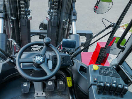 Carrelli elevatori diesel 2023  Kalmar DCG 100-12 (5)