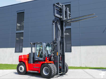 Carrelli elevatori diesel 2023  Kalmar DCG 100-12 (8)