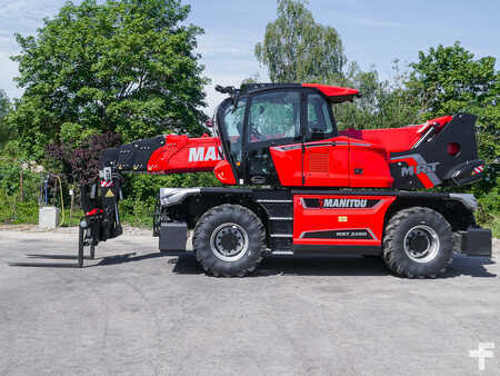 Sollevatori telescopici rotativi 2023  Manitou MRT 2260 (3)