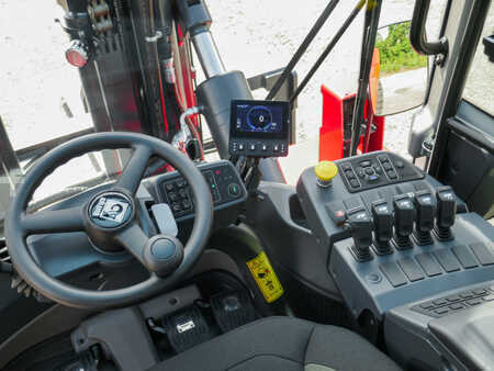 Carrelli elevatori diesel 2023  Kalmar DCG 100-12 (6)