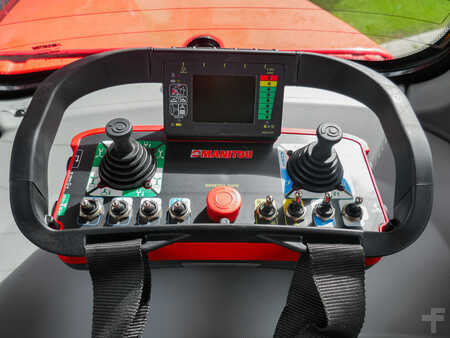 Teleskoplastare Roterande 2023  Manitou MRT 3570 vision (5)
