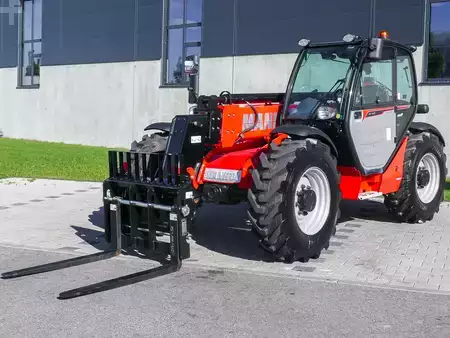 Telescopic forklift rigid 2023  Manitou MT 933 easy (4)