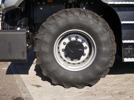 Ładowarka teleskopowa rotacyjna 2023  Manitou MRT 2660 vision (10)