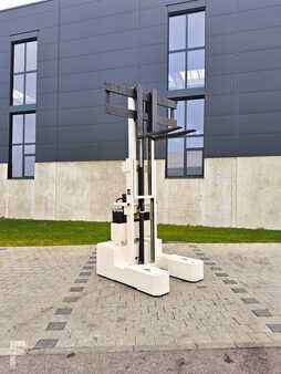 Pinontavaunu 1999  Baka FGY 3000 (6)