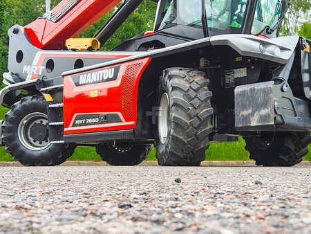 Kurottaja 360° kääntö 2024  Manitou MRT 2660 vision (1)