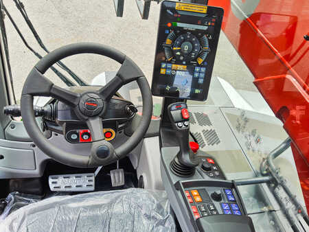 Kurottaja 360° kääntö 2024  Manitou MRT 2660 vision (8)