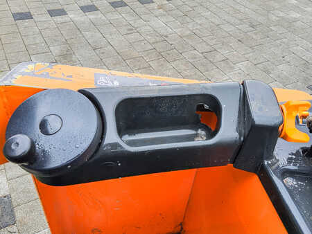 Niederhubwagen 2015  Genkinger ESU 80 SO (1)