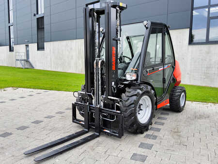Wózek terenowy 2024  Manitou MC 25-4 (1)
