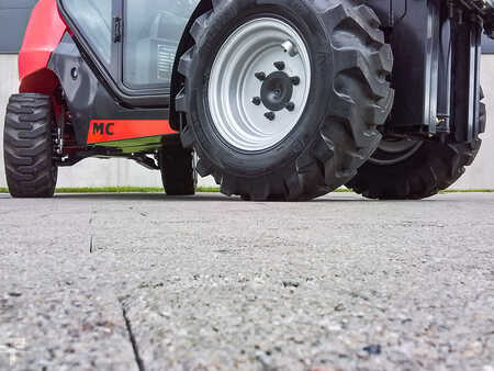Wózek terenowy 2024  Manitou MC 25-4 (10)