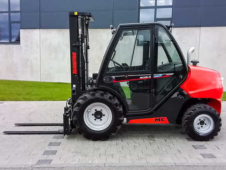 Wózek terenowy 2024  Manitou MC 25-4 (3)