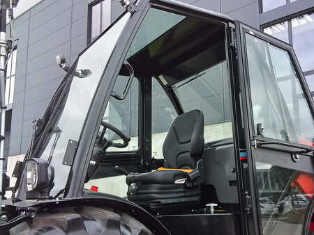 Wózek terenowy 2024  Manitou MC 25-4 (7)