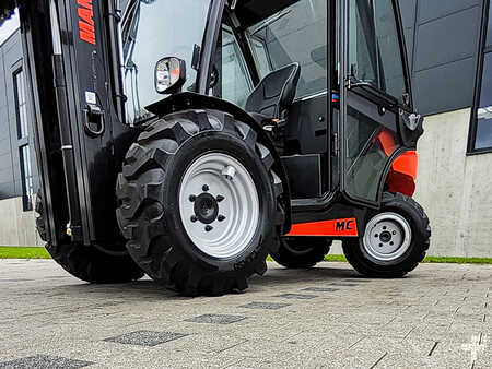 Carrelli fuoristrada 4x4 2024  Manitou MC 25-4 (10)
