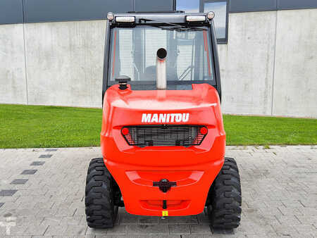 Carrelli fuoristrada 4x4 2024  Manitou MC 25-4 (4)