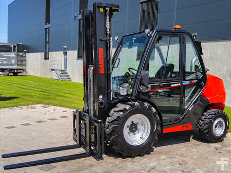 Terepjáró targonca 2024  Manitou MC 30-4 (1)