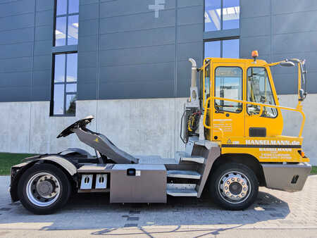 Tow Tugs 2015  Terberg YT 222 (5)