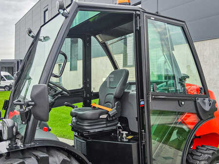 Terrenggående gaffeltruck 2024  Manitou MC 30-4 (3)