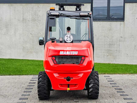 Terrenggående gaffeltruck 2024  Manitou MC 30-4 (9)