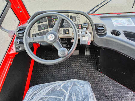 Chariots tracteurs 2023  Terberg YT 223 (6)