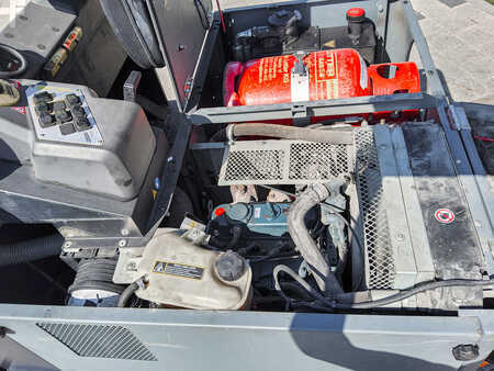 Wózki niskiego podnoszenia 2017  [div] KM130/300RLPG (6)