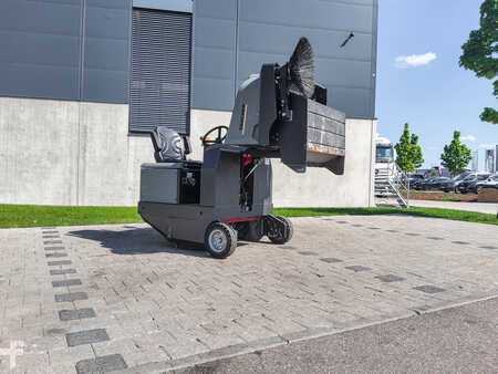 Wózki niskiego podnoszenia 2017  [div] KM130/300RLPG (8)