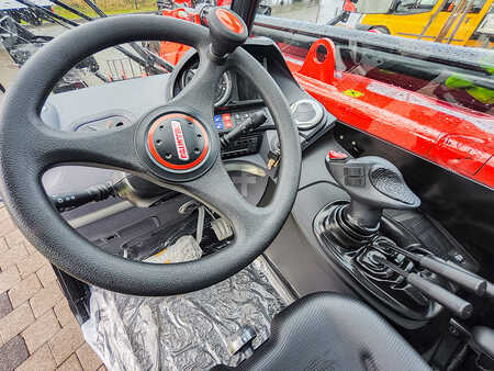 Wózki teleskopowe sztywne 2025  Manitou MT 1840 100D ST5 S1 (6)