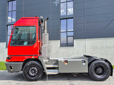 Rebocador 2024  Terberg YT 220 (3)