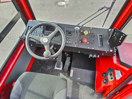 Rebocador 2024  Terberg YT 220 (6)