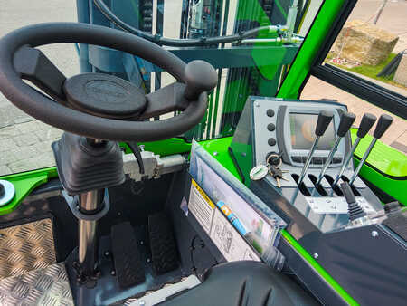 4-Vejs truck 2025  Combilift CBE 3000 (8)