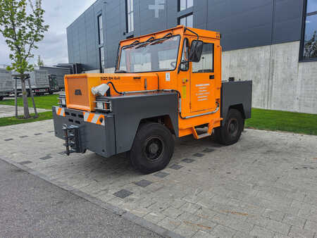 Schlepper 2007  ATA 8500 4x4 (1)