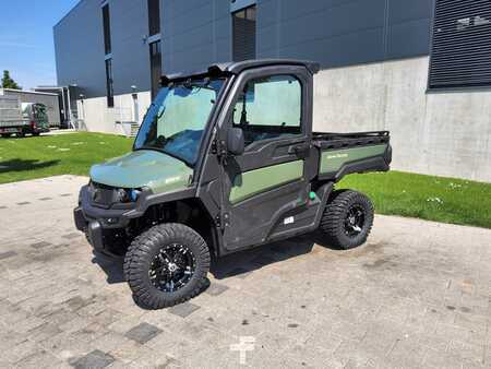 Rebocador 2025  John Deere Gator XUV875M (2)