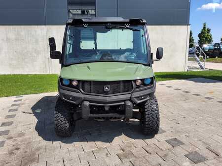 Rebocador 2025  John Deere Gator XUV875M (8)