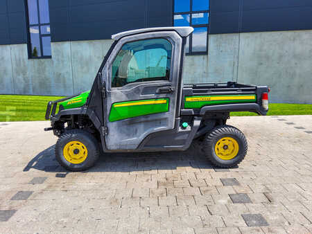 Tahač 2017  John Deere Gator XUV865M (3)