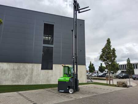 Čtyřcestný vysokozdvižný vozík 2025  Combilift CBE 3000 (10)