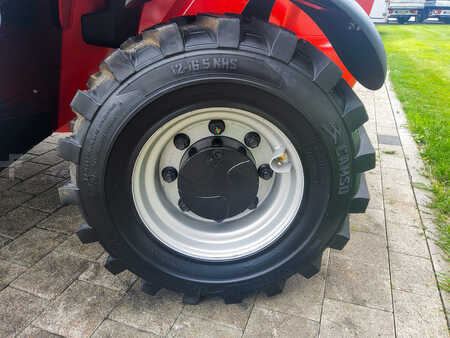 Wózki teleskopowe sztywne 2025  Manitou MT 625 (3)