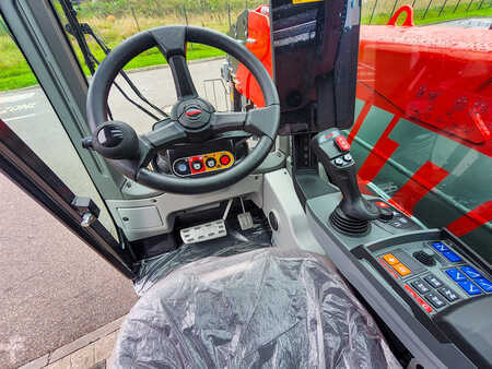 Rotor 2025  Manitou MRT 2570 (7)