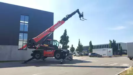 Rotor 2025  Manitou MRT 3060 (6)